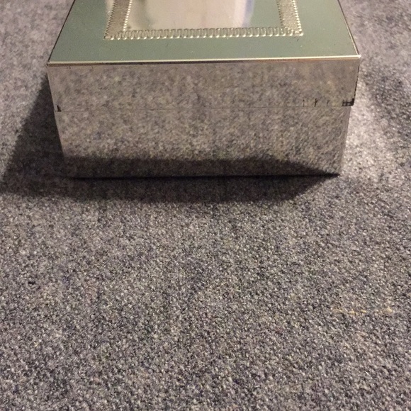 Kate Spade New York 8” Lenox vanity box - Picture 3 of 10